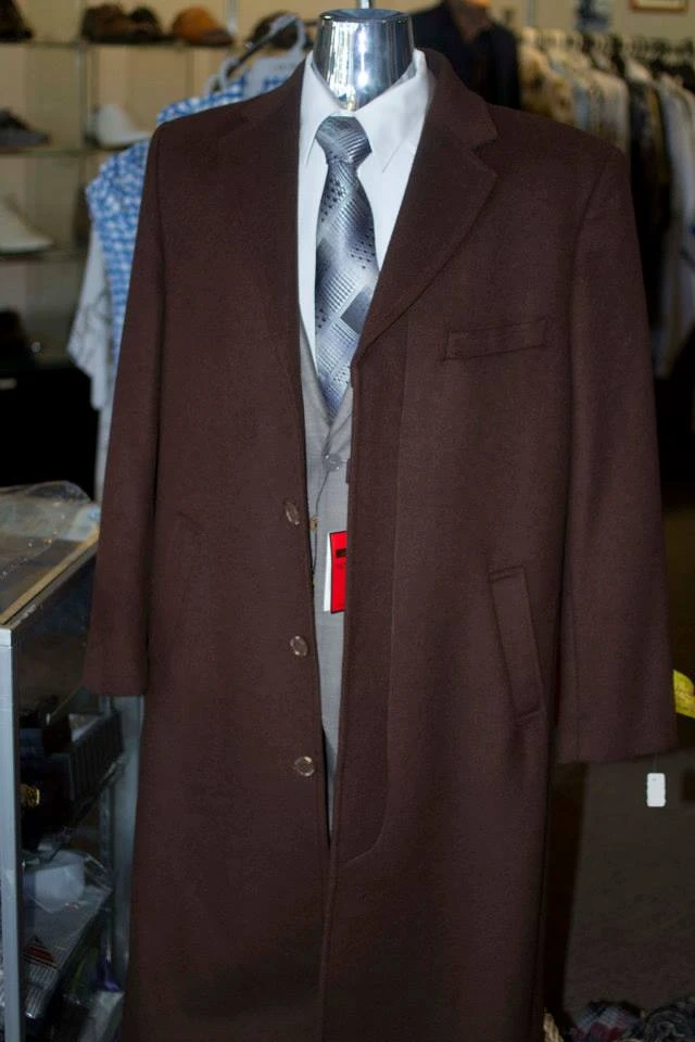 Burgundy wool overcoat with notch lapel