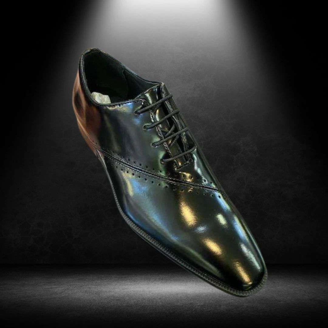 Black patent leather oxford with brogue detailing