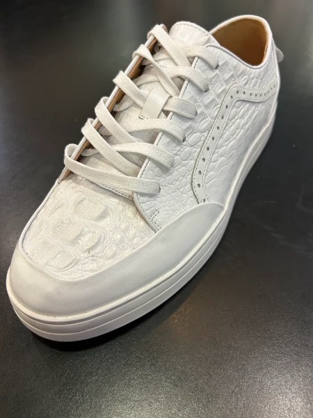 White crocodile embossed leather sneaker